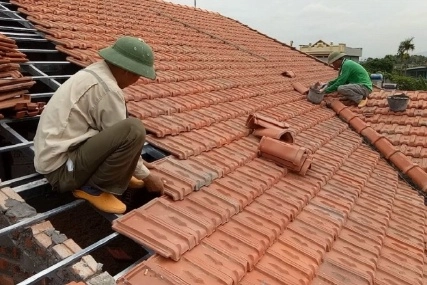 https://s3.vistaartrade.anukul.com.np/vistaartrade/media/products/2022/02/27/Clay_Tiles_1.webp