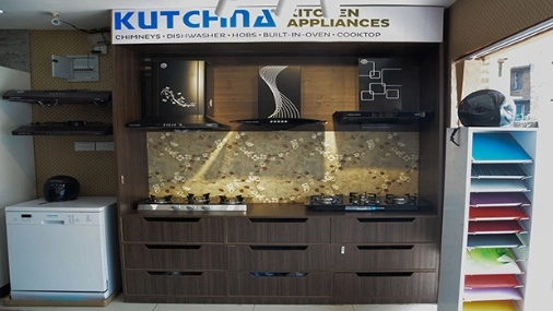 https://s3.vistaartrade.anukul.com.np/vistaartrade/media/products/2022/02/28/Modular_Kitchen_5.webp