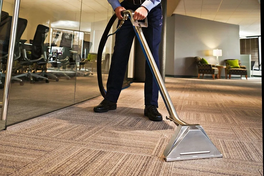https://s3.vistaartrade.anukul.com.np/vistaartrade/media/products/2022/08/28/Carpet_Cleaning_1.webp