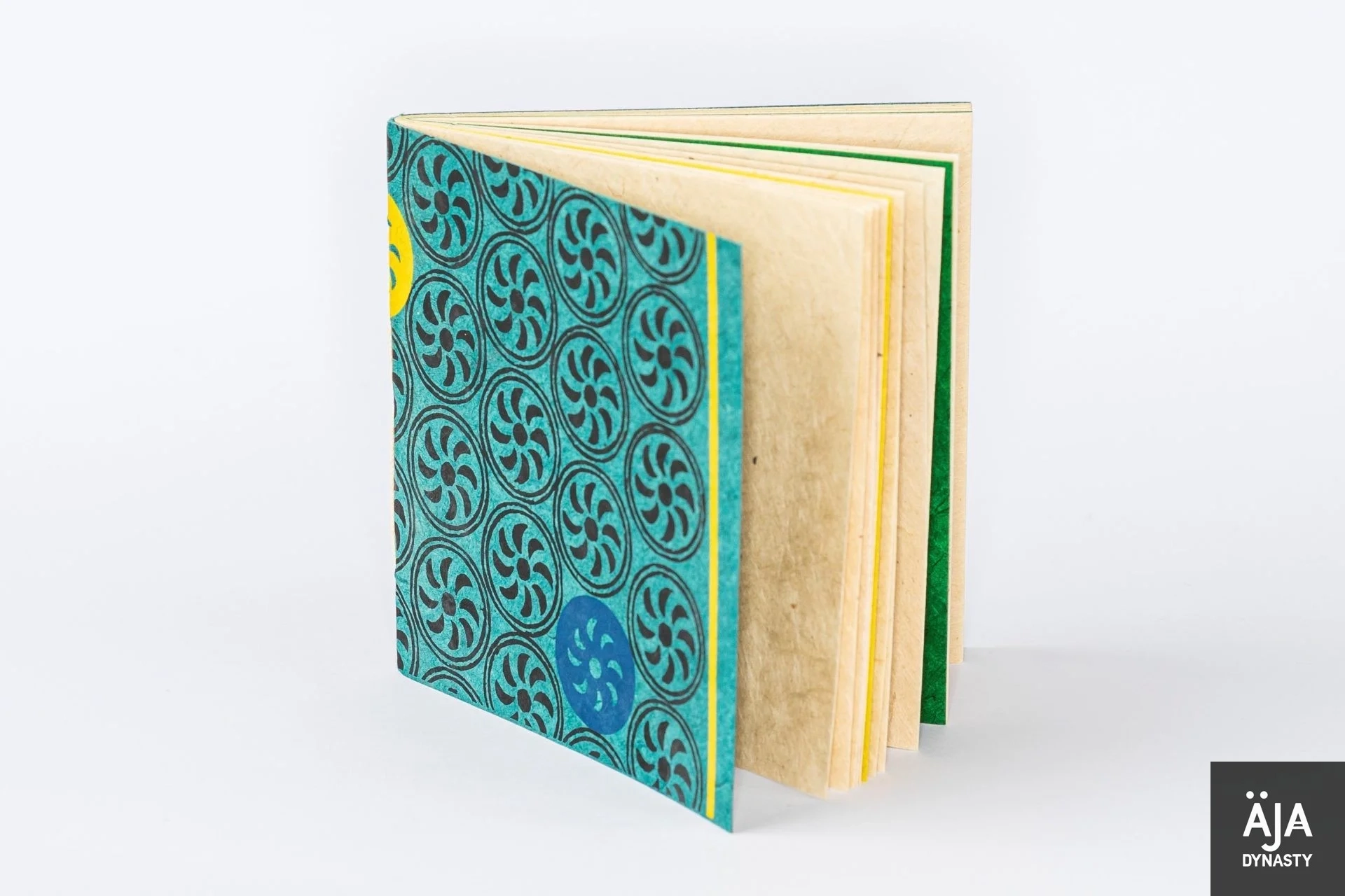 https://s3.vistaartrade.anukul.com.np/vistaartrade/media/products/2022/10/12/Lokta_Notebook_Endless_path_Blue.webp