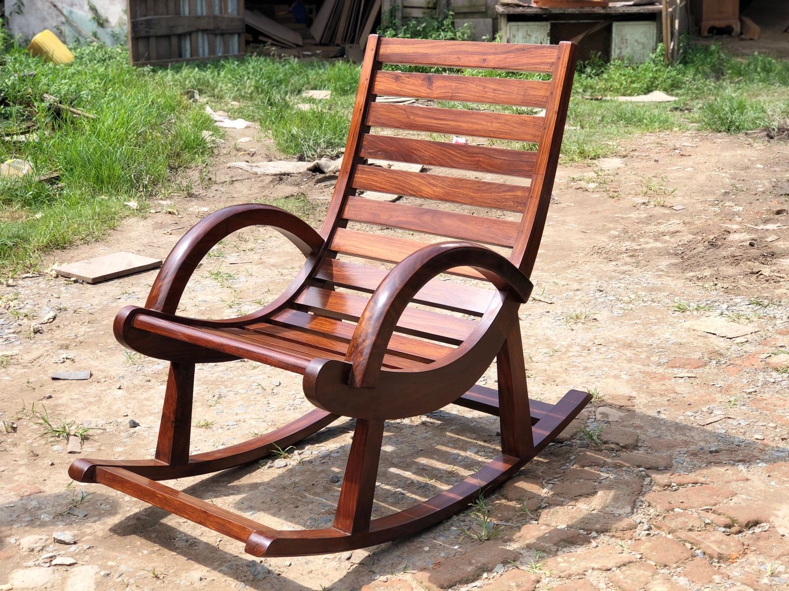 https://s3.vistaartrade.anukul.com.np/vistaartrade/media/products/2022/10/16/rocking_chair.webp