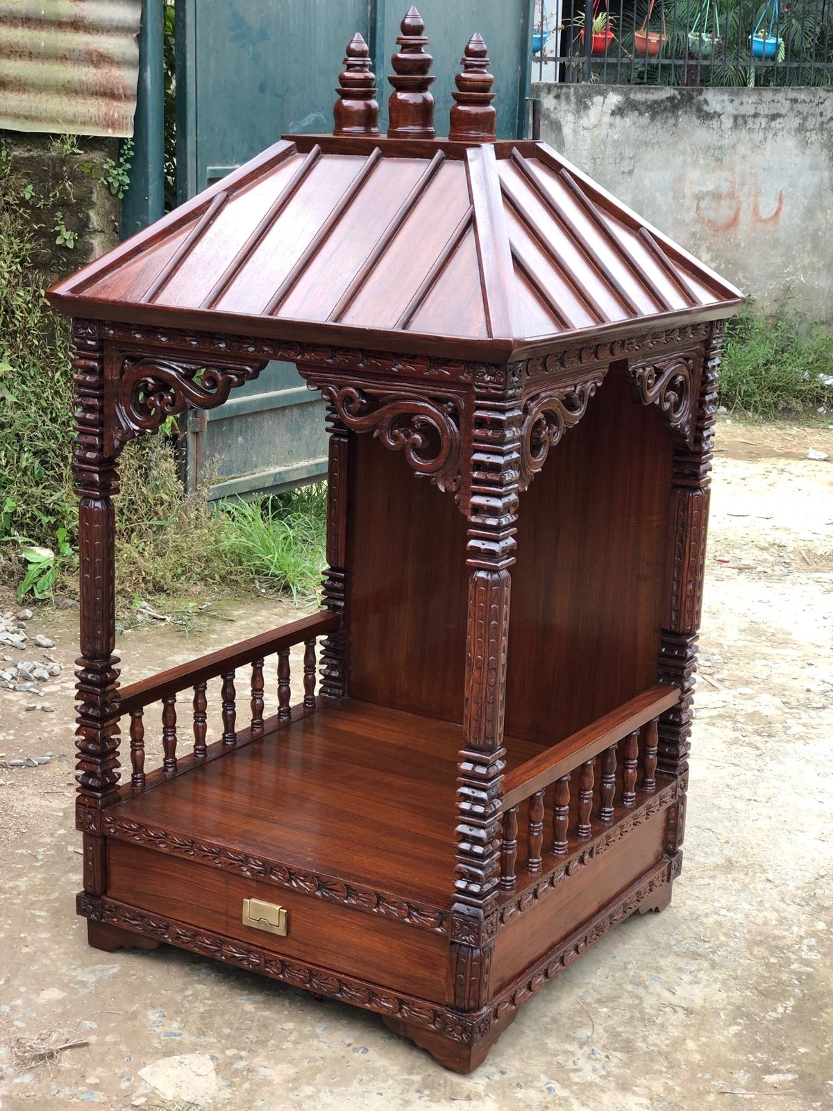 https://s3.vistaartrade.anukul.com.np/vistaartrade/media/products/2022/10/16/small_sized_temple.webp