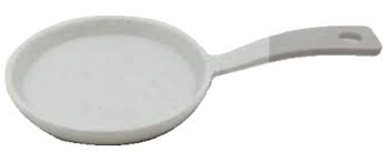 https://s3.vistaartrade.anukul.com.np/vistaartrade/media/products/2023/06/04/DINEWELL_MINI_ROUND_PAN_WHITE.webp