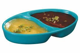 https://s3.vistaartrade.anukul.com.np/vistaartrade/media/products/2023/06/05/DINEWELL_TWIN_SAUCE_BOWL.webp