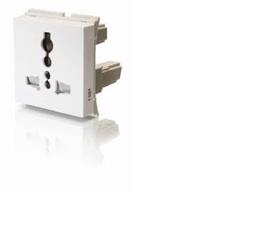 https://s3.vistaartrade.anukul.com.np/vistaartrade/media/products/2023/10/11/913713913749Universal_socket_2M_13A_SmartWhite.jpg