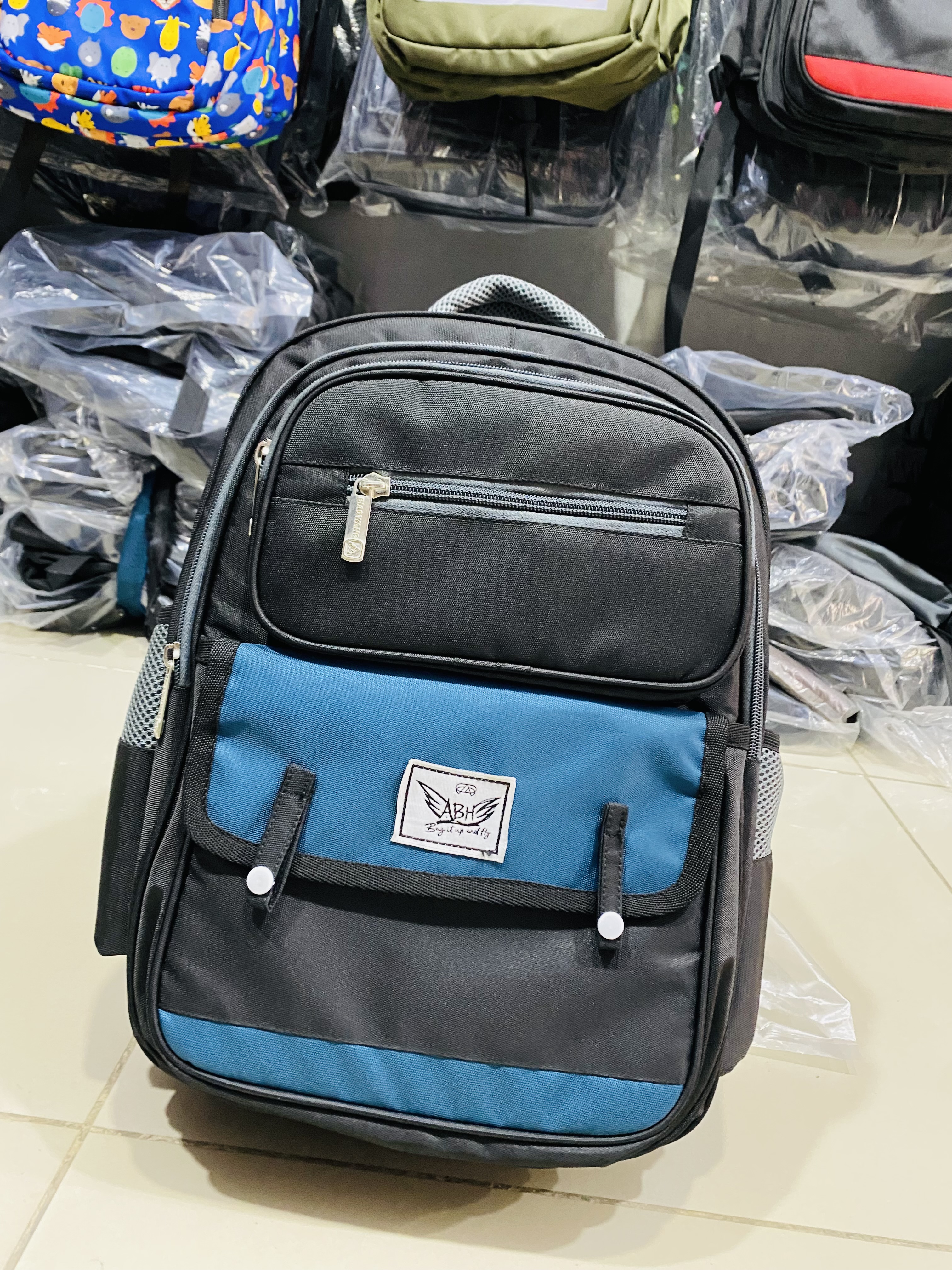 https://s3.vistaartrade.anukul.com.np/vistaartrade/media/products/2024/09/22/IMG_5371.jpeg